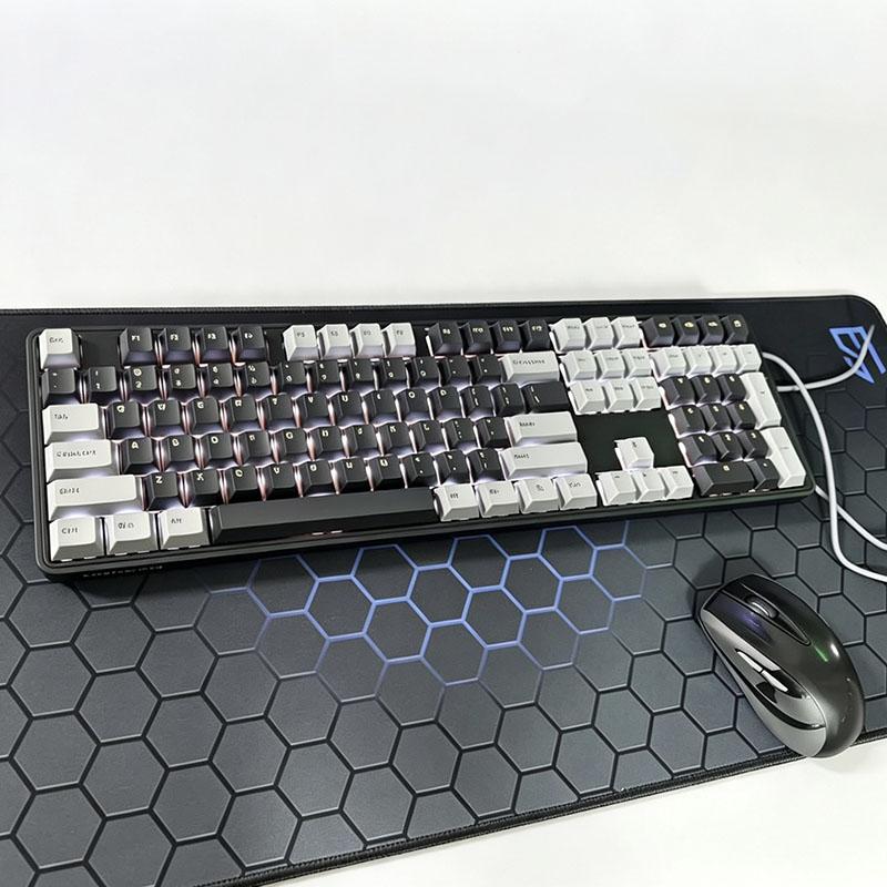 UGREEN 有線メカニカルゲーミングキーボード 108 キ - Gaming Keyboard Backlit のレビューと価格